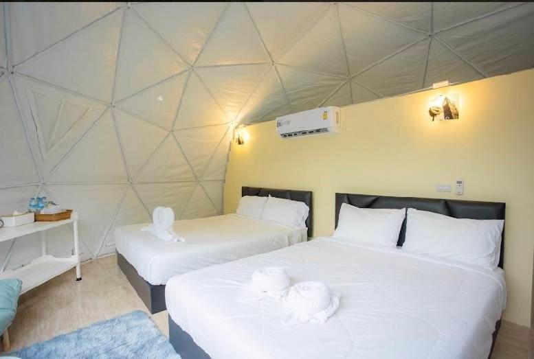Hotel Evie Mae Camp Ban Cha-om Exteriér fotografie
